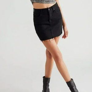 MOTHER High-Waisted Smokin' Double Micro Fray Mini Skirt